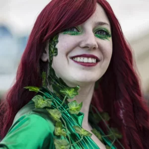 The Makeup Tutorial That Will Turn You Into Poison Ivy